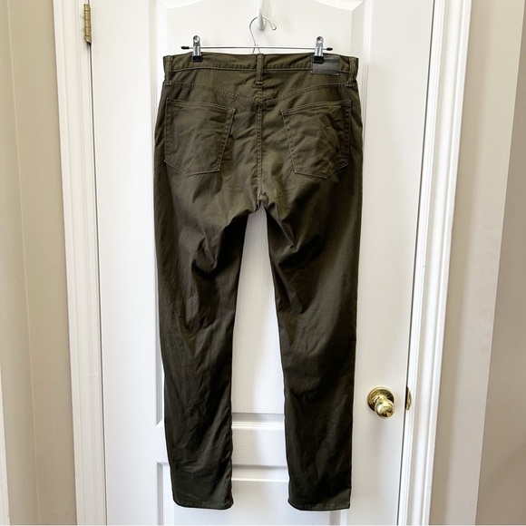 GAP Men's Soft Wear Slim Fit Denim Pants Dark Moss Khaki Green Size 32 - Picture 9 of 13